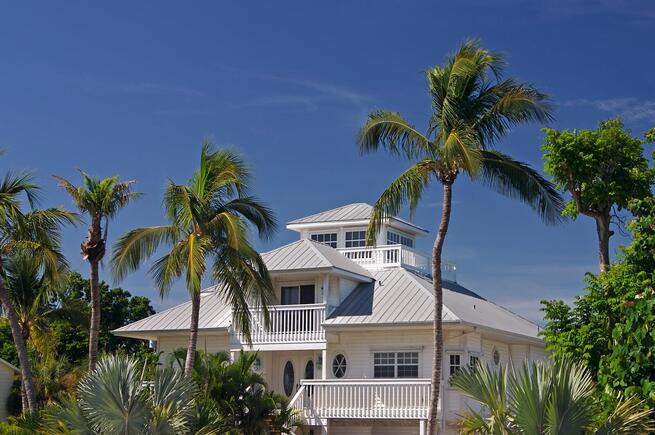 5V crimp metal roofing on Florida building